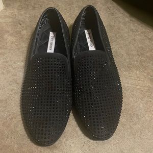 Steve Madden Mens 10.5 black studded loafers